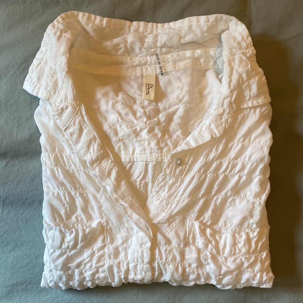 White oversized button shirt with collar